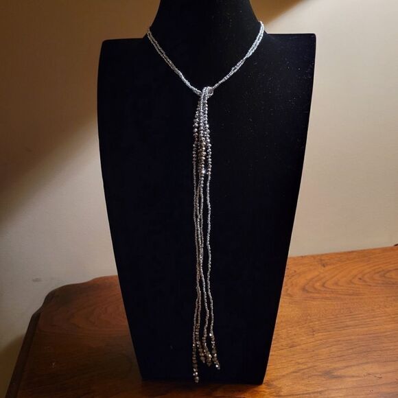 NWOT Glittery Lariat - Picture 3 of 5